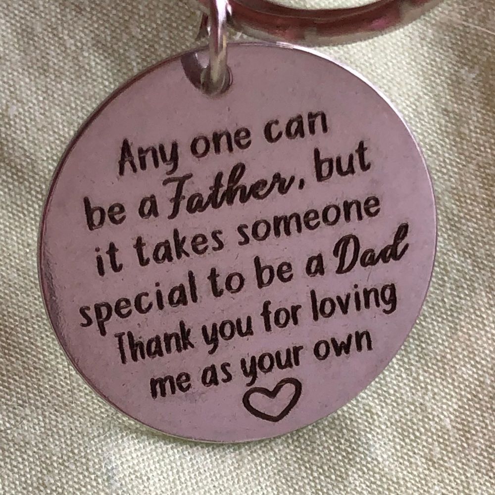 Step-father/Bonus Dad Keychain - Picture 2 of 2
